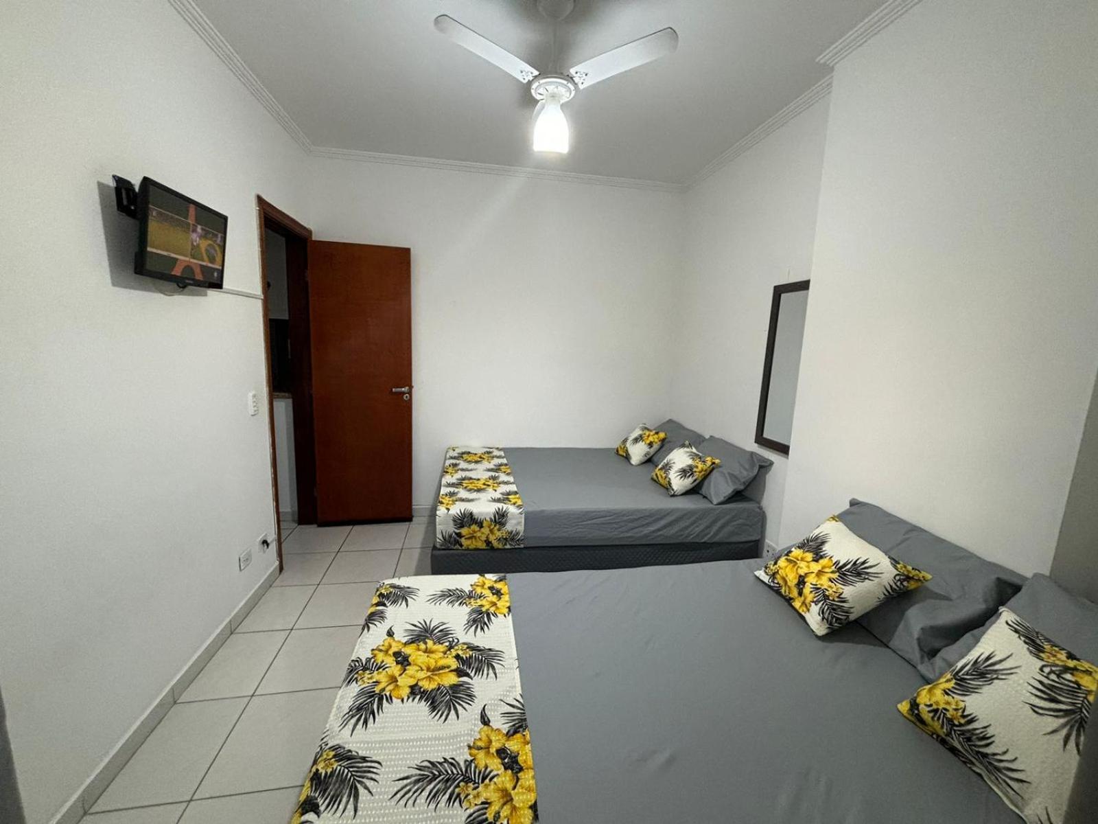 Lindo Apto 300M Praia Da Ocian E Centro - Vista Mar- Varanda Sacada - Wi-Fi 300 Mbps - Vaga De Garagem - Acomoda Ate 6 Pessoas Lejlighed Praia Grande  Eksteriør billede